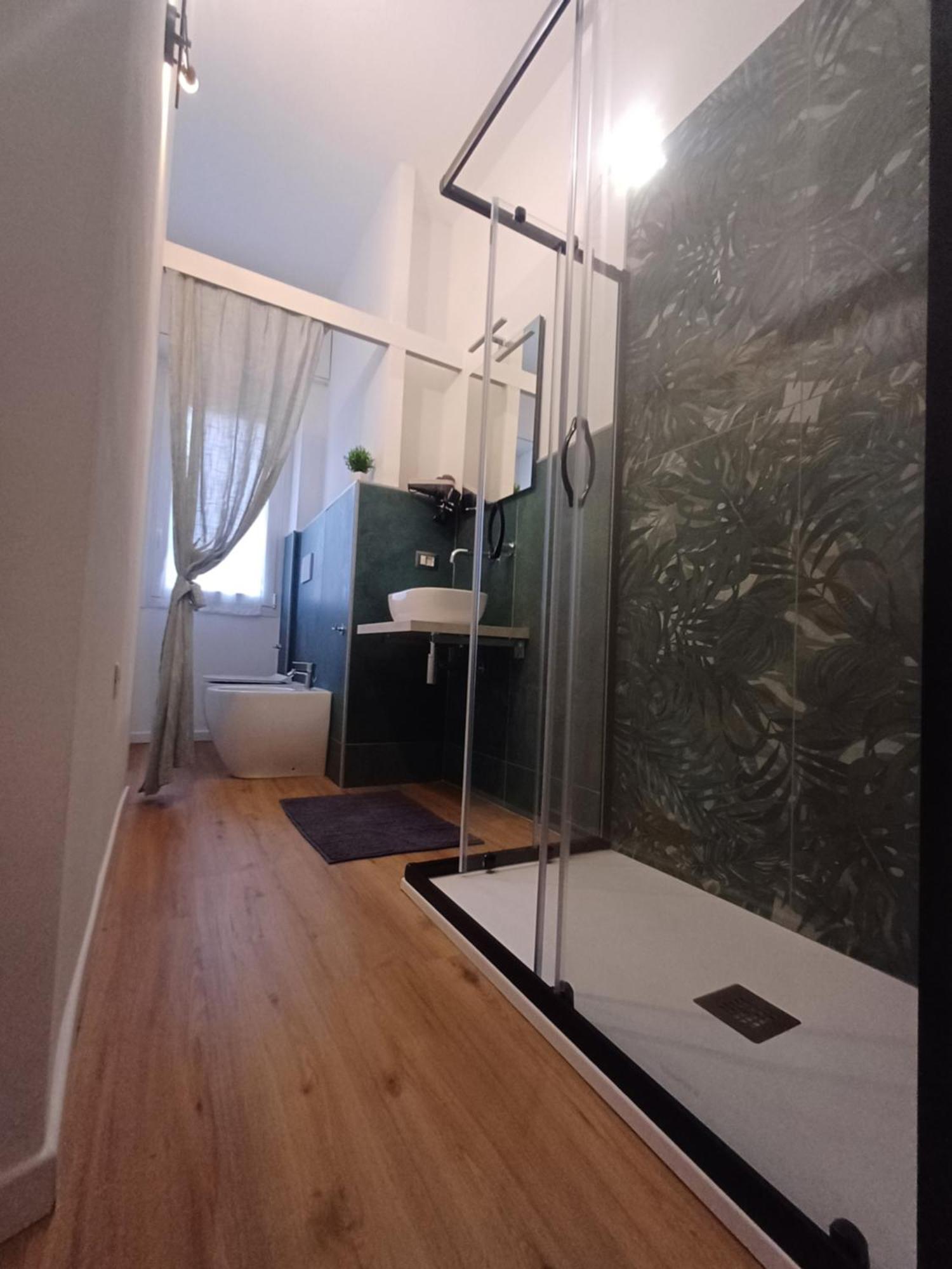 Bnb Camere Fiori 8 Gallarate Esterno foto